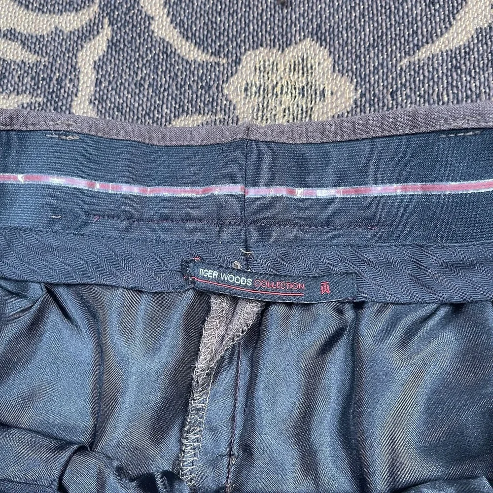 Nike Tiger Woods Mens Brown Straight Pants Wool Blend Size 32x30 Comfort Flawed